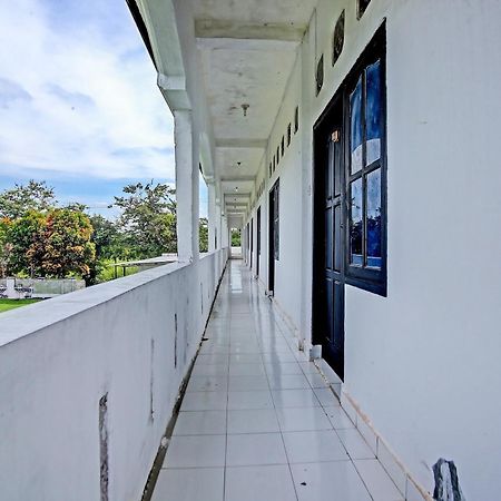 Oyo Life 91127 Wisma Sukajadi Syariah Perabumulih Eksteriør bilde